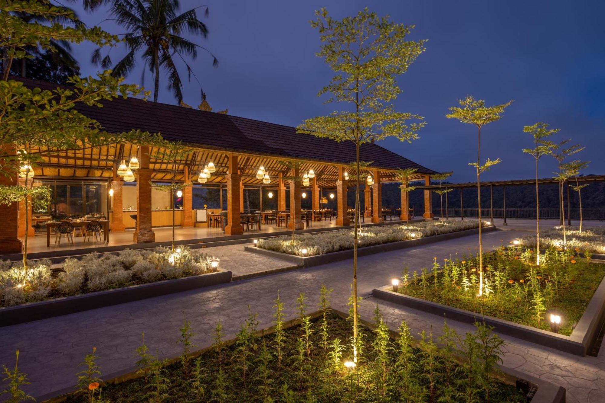 Hotel Tapa Agung View à Menanga Extérieur photo